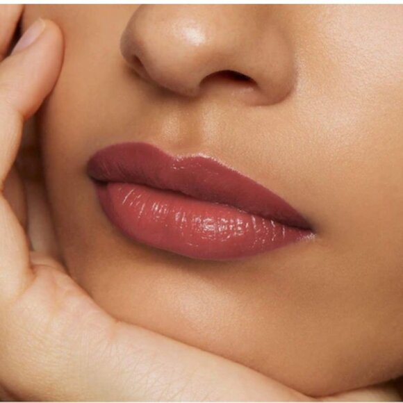 Burberry Kisses Matte Lipstick* ~ 15 Deep Peach Lip Colour 3.3g/0.11oz NIB - Picture 7 of 12